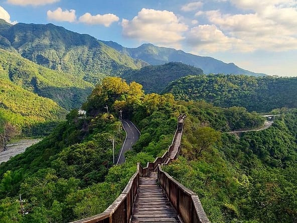 2023高雄228連假活動旅遊景點-8個好玩私房郊區新秘境!戶外山區走春不塞車推薦 33 高雄景點-過年走春不塞車景點、私房秘境行程推薦:龍頭山小長城步道