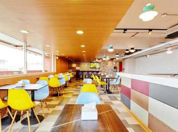 2022新北耶誕城住宿-9間精選走路不到1分鐘!板橋附近親子飯店旅館 41 新北耶誕城住宿-附近推薦:單人房住宿空間台北館