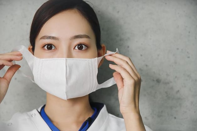 2023口罩推薦ptt-12款台灣醫療口罩品牌舒適、透氣排名!耳朵不痛、立體醫用口罩 4 口罩推薦